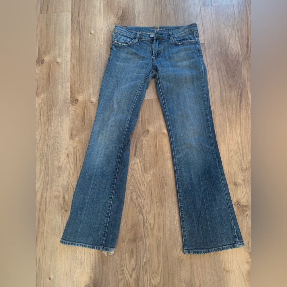 low waisted bell bottom vintage jeans